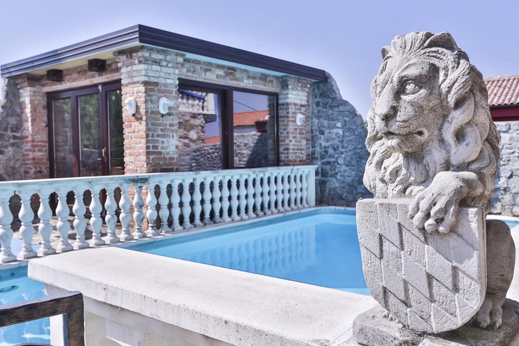 Casa Oasa -Accommodation, Pizzeria & Bar Marezige Dış mekan fotoğraf