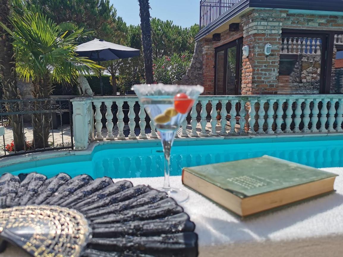Casa Oasa -Accommodation, Pizzeria & Bar Marezige Dış mekan fotoğraf